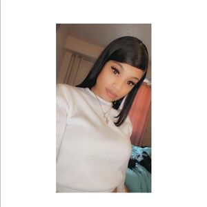 Meet your Posher, Monique